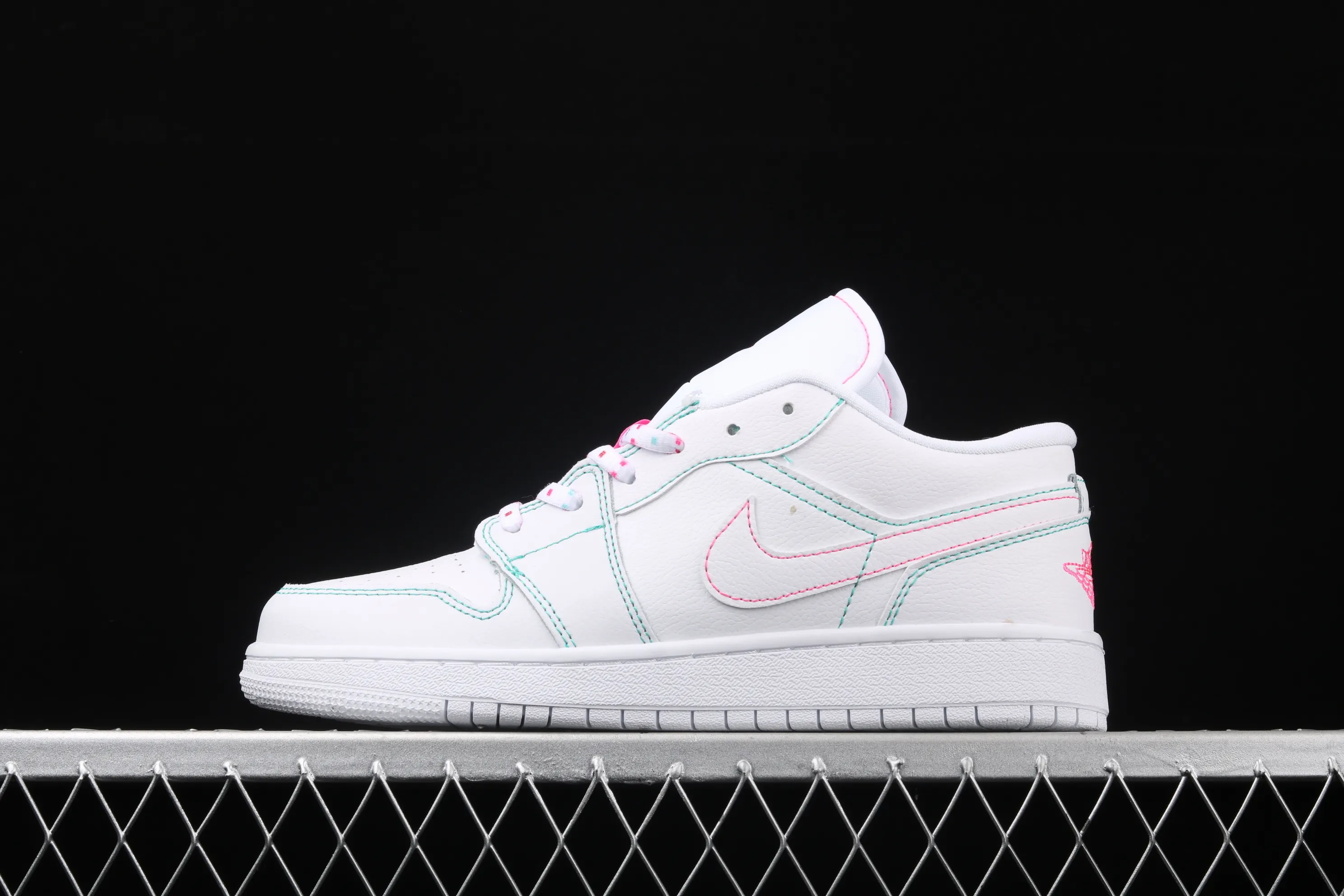 All categories Air Jordan Jordan series basketball shoes Air Jordan 1 Low Air Jordan 1 Low Shadow AJ1 Joe 1 pink line low-top cultural and leisure sports sneakers 554723-101